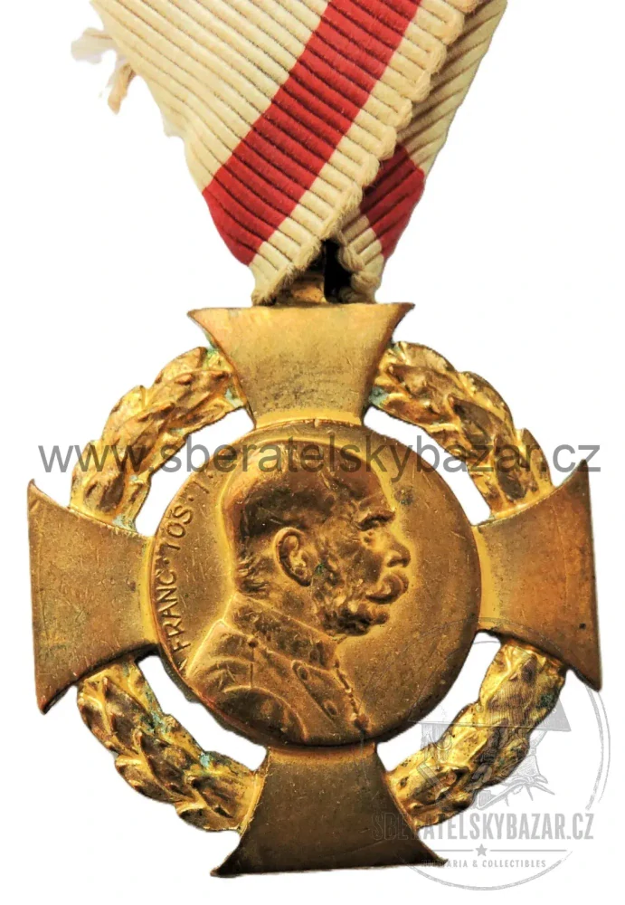 Jubilejní kříž z roku 1908 na vojenské originál stuze