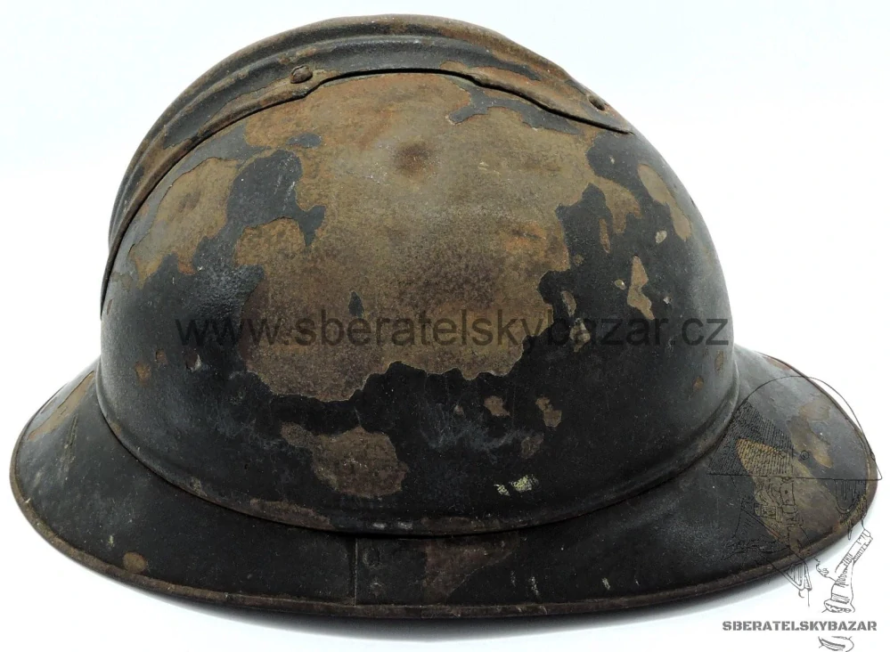 Francouzská přilba vz. 15 „Adrian“ 
