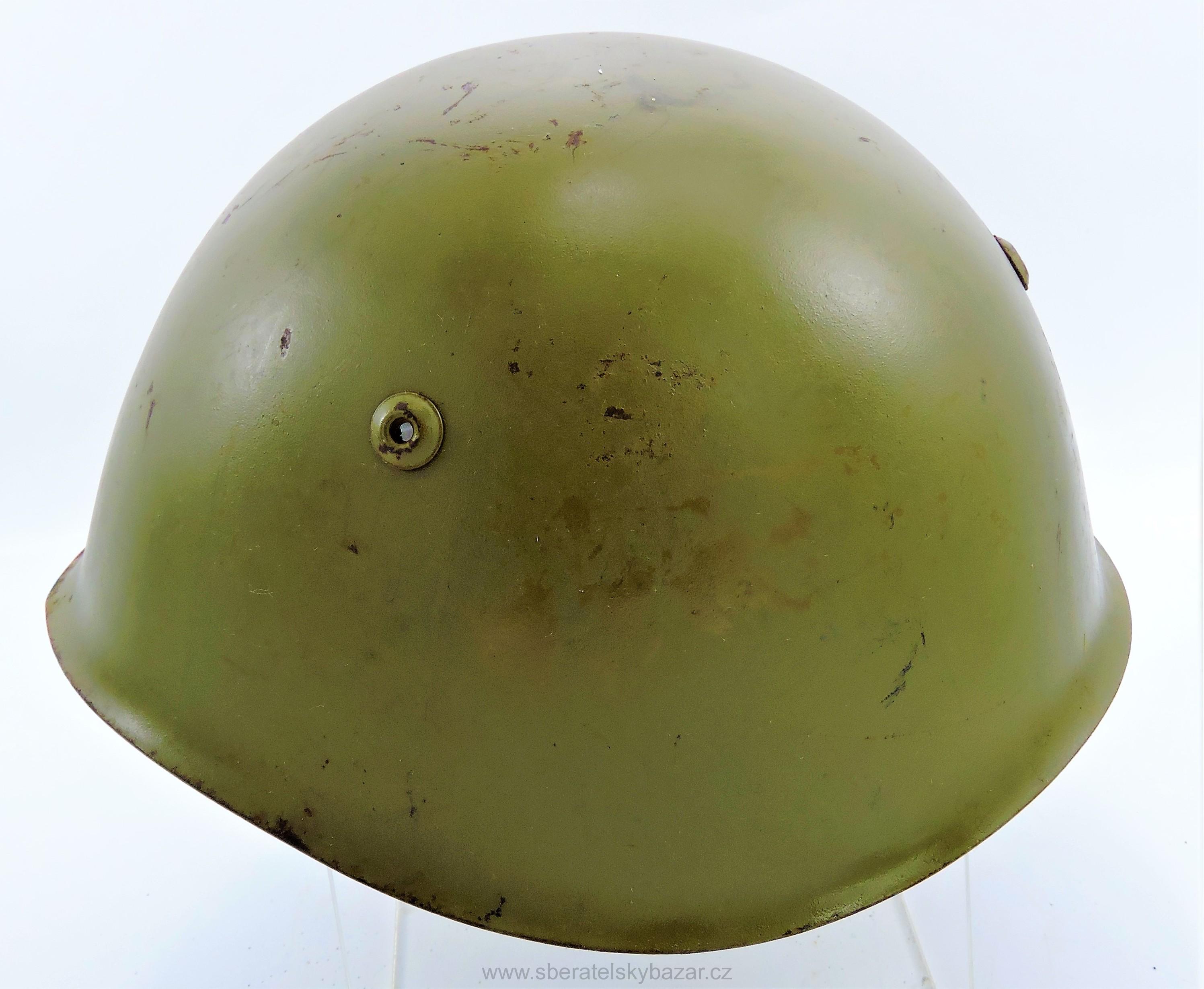 Italská přilba M33