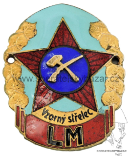 Odznak Vzorný střelec LM - Svislá jehla, číslovaný, tyrkysový smalt 